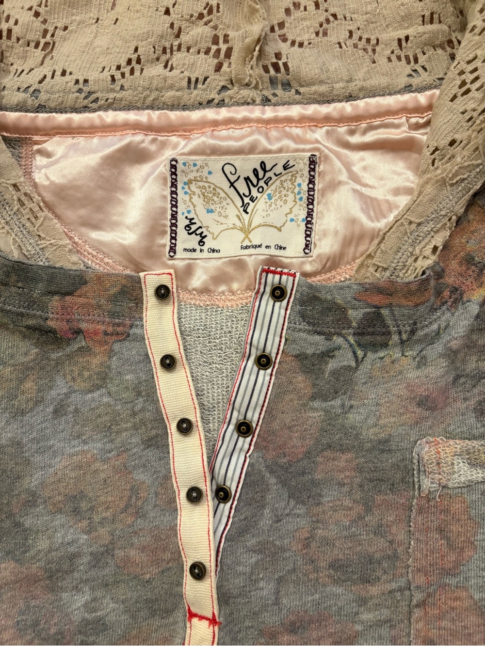 Vintage Free People Cropped Floral Hooded Pullover Sweatshirt in Gray and Pink - Picture 3 of 8